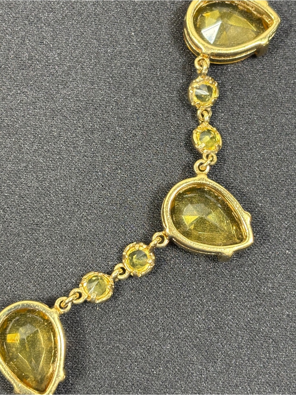 J. Crew Necklace Yellow Faux Faceted Acrylic/Plastic Goldtone 26" - Picture 11 of 11